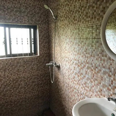 Tatys Homestay Daressalam Exterior foto