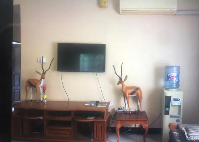 Tatys Homestay