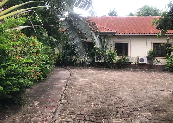 Tatys Homestay